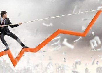 VN-Index bứt phá 22 điểm sau khi Fed tăng lãi suất mạnh nhất gần 30 năm, điều gì đang diễn ra?