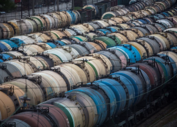 Phương Tây có đạt được mục đích khi tìm cách áp giá trần dầu thô của Nga