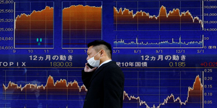 ViMoney-thi-truong-chung-khoan-lao-doc-manh