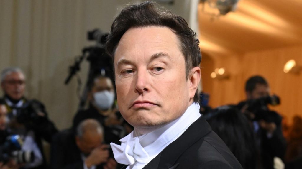Elon Musk đưa ra tối hậu thư
