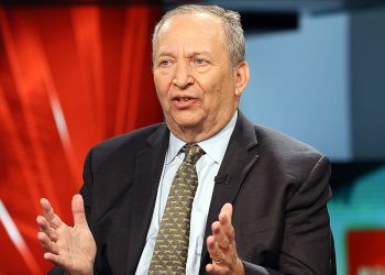 Cựu Bộ trưởng Larry Summers: Người Mỹ sẽ phải mất việc làm để giảm lạm phát