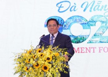 Thủ tướng Phạm Minh Chính: Xử nghiêm sai phạm, đồng thời bảo vệ nhà đầu tư chân chính  - Ảnh 1.