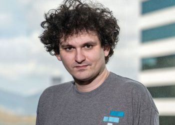CEO FTX phủ nhận mua lại nền tảng Robinhood