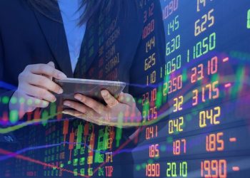 Tài khoản chứng khoán "lập đỉnh" nhưng thanh khoản lao dốc không phanh