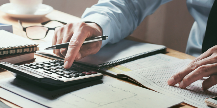 Các "sếp" Vietnam Airlines hưởng lương bao nhiêu?