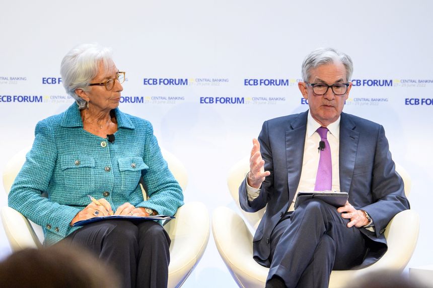 Chủ tịch Powell: Fed phải chấp nhận rủi ro suy thoái cao hơn để chống lạm phát