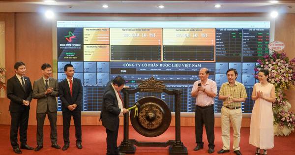 Dược liệu Việt Nam (DVM) chính thức niêm yết 35,65 triệu cổ phiếu trên HNX