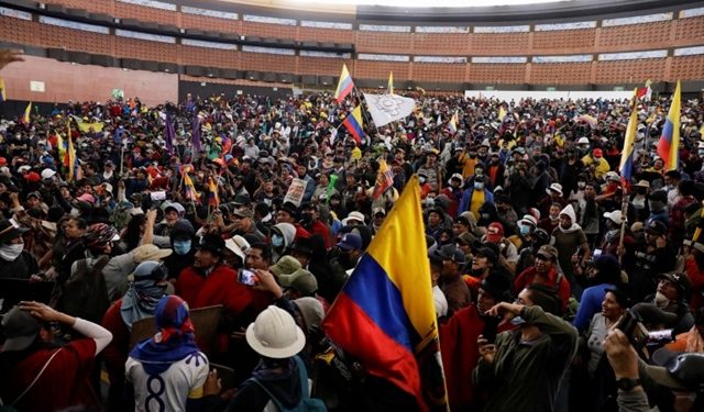 Ecuador mất 1 tỷ USD vì biểu tình