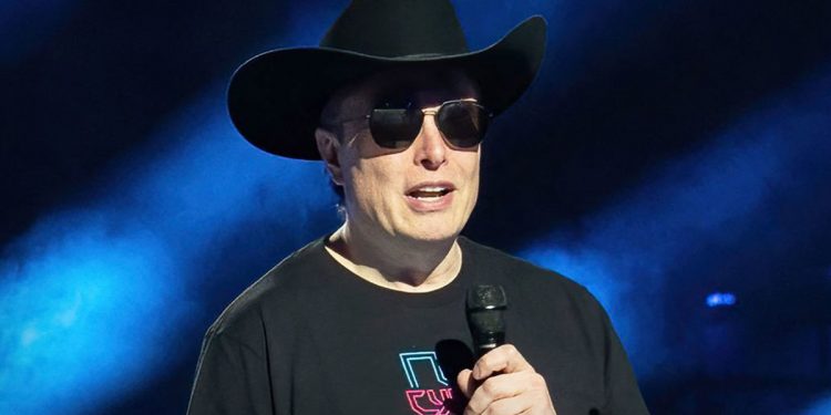 Elon Musk cảnh báo Mỹ và EU về vấn đề độc lập năng lượng