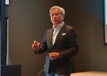 Không nên gọi là "chơi" chứng khoán!