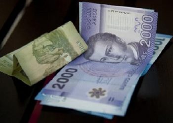 Mỹ Latinh trước áp lực tăng lãi suất do đồng nội tệ mất giá