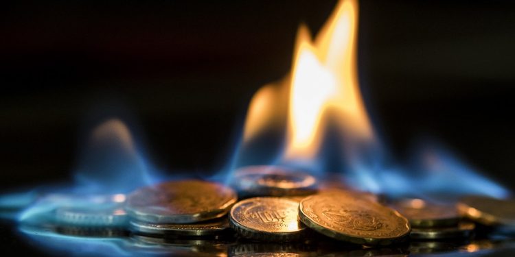 Token Burn là gì? Crypto rút khỏi hệ thống lưu thông như thế nào?