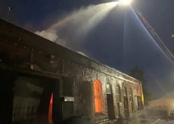 Vụ 4 người Việt nghi tử vong trong vụ hỏa hoạn ở Anh: Công bố danh tính