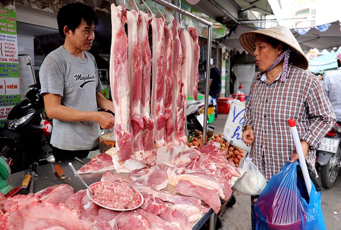 Phó Thủ tướng yêu cầu bình ổn giá thịt lợn