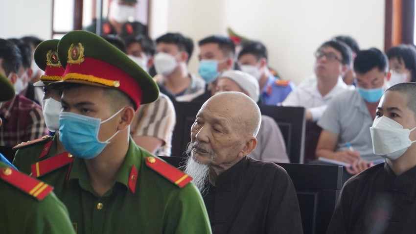 vimoney: Xét xử lại 6 bị cáo trong vụ Tịnh thất Bồng Lai vào mai