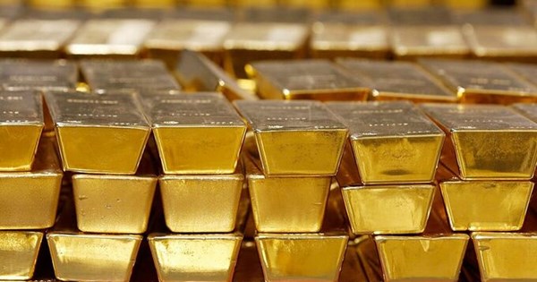 Ukraine bán 12,4 tỷ USD vàng dự trữ