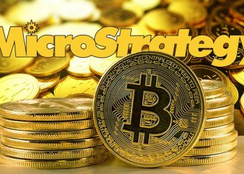 MicroStrategy báo cáo khoản lỗ 918 triệu USD vì Bitcoin, Michael Saylor từ chức
