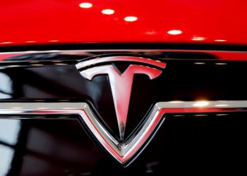 Tại sao giới đầu tư Hàn Quốc đổ xô mua cổ phiếu Tesla?