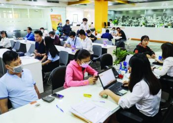 Xã hội hóa đầu tư chứng khoán - Ảnh 1.