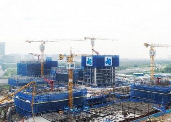 Xây dựng Hòa Bình rót gần 110 tỷ đồng đầu tư dự án tại Canada và Australia - Ảnh 1.