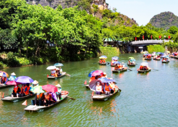 Doanh thu du lịch ở một số địa phương trên 800%