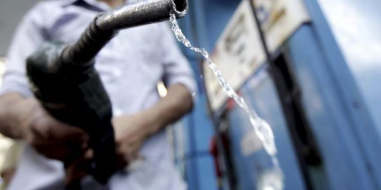 Nhà máy lọc dầu Nghi Sơn gặp sự cố, nguy cơ thiếu xăng