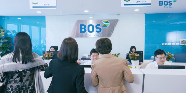 Ông Lê Bá Nguyên rút khỏi HĐQT Chứng khoán BOS