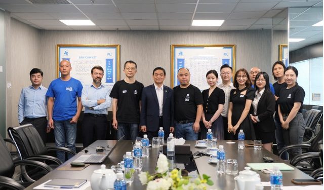 Chiến dịch khảo sát 100 công ty niêm yết của CSI: Công nghệ đập tan khoảng cách, chưa bao giờ giới đầu tư dễ dàng tiếp cận doanh nghiệp đến vậy - Ảnh 2.