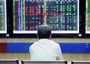 Giám sát chặt chẽ các mã chứng khoán có thanh khoản lớn, tăng giảm đột biến