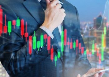 Mốc 1.200 điểm vẫn giữ vững trước những thông tin bất lợi, chuyên gia lưu ý gì về nhóm bảo hiểm?