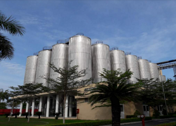 Một doanh nghiệp bia chốt quyền chia cổ tức tiền mặt tỷ lệ 20% - Ảnh 1.