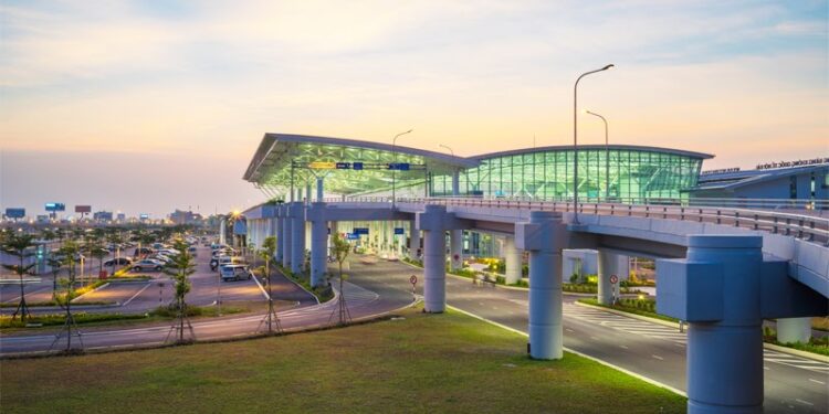 Sân bay Nội Bài phấn đấu đạt công suất khoảng 100 triệu hành khách năm 2050