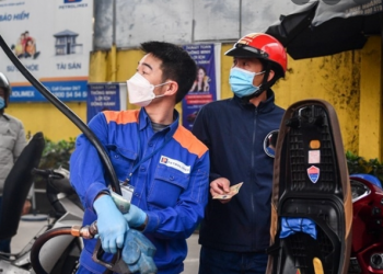 Ngày mai (11/5), giá xăng được dự đoán tiếp tục giảm sâu?