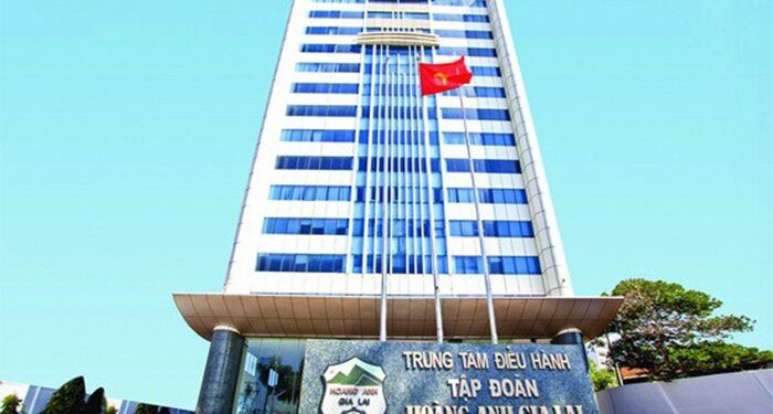 Thêm nữ tướng Võ Thị Huyền Lan "chia tay" bầu Đức