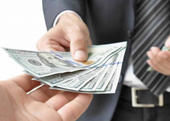 Những điều cần biết về vay tiền bằng bảo hiểm nhân thọ