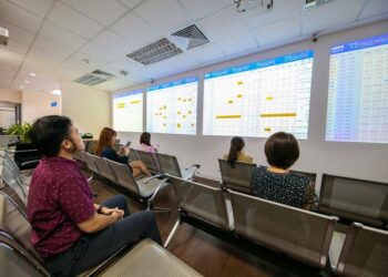 Choáng váng vì bị bán giải chấp cổ phiếu - Ảnh 1.