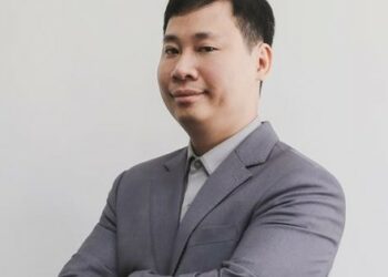 Nhà đầu tư không nên quá hoảng loạn và quan sát kỹ vùng 1.000 điểm