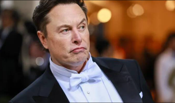 Tỷ phú Elon Musk nói gì về thông tin bị điều tra liên bang?