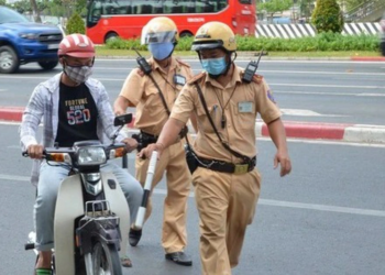 Bộ Công an đề xuất 4 trường hợp CSGT được dừng xe