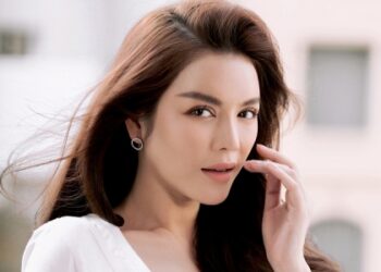 Lý Nhã Kỳ phản hồi về tin bị bắt