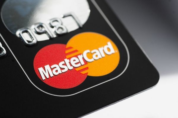 Mastercard sẽ là cầu nối giao dịch tiền số?