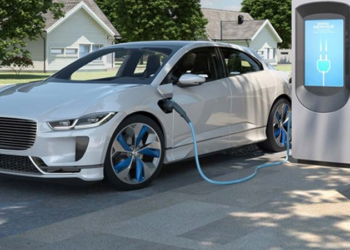 Từ 2035, New York cấm bán xe xăng