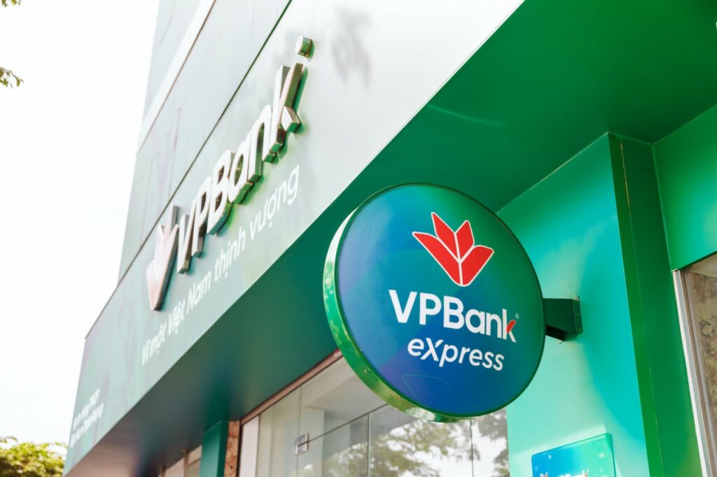 vimoney: 4 ngân hàng thương mại vừa được cấp thêm room tín dụng
