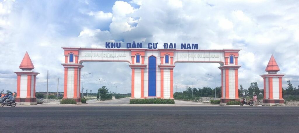 Vợ chồng bà Nguyễn Phương Hằng thế chấp hơn 2.000 lô đất tại OCB