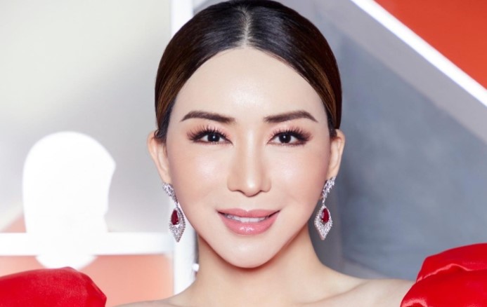 Tỷ phú Thái Lan vừa mua lại Miss Universe là ai?