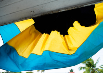 Bahamas yêu cầu FTX hoàn trả phí lưu ký an toàn tài sản