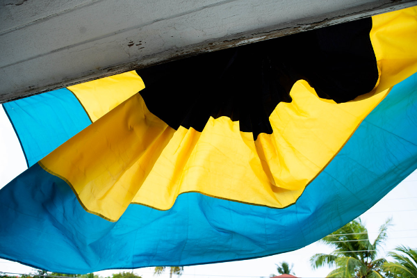 Bahamas yêu cầu FTX hoàn trả phí lưu ký an toàn tài sản