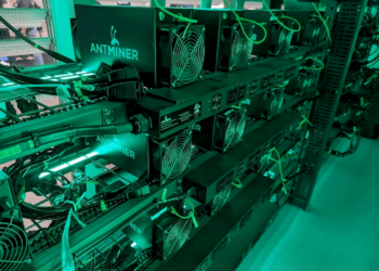 Foundry mua lại 2 cơ sở đào coin của Compute North