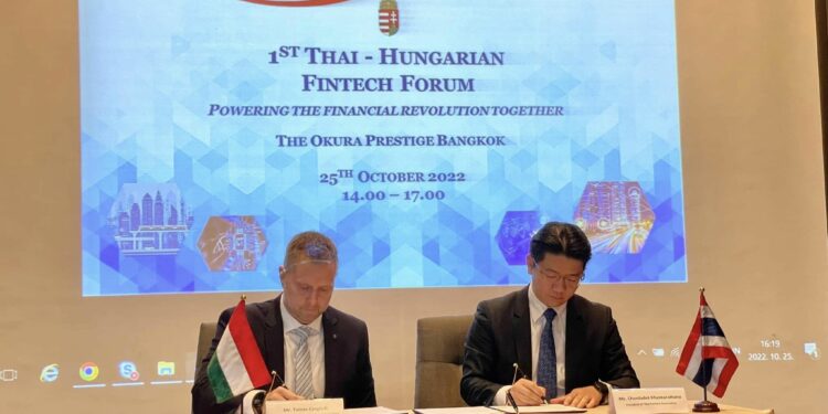 Thái Lan - Hungary ký MOU sử dụng blockchain để hỗ trợ fintech