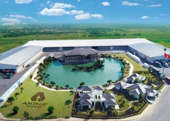 Thông qua phương án chuyển đổi và mua lại cổ phần ưu đãi